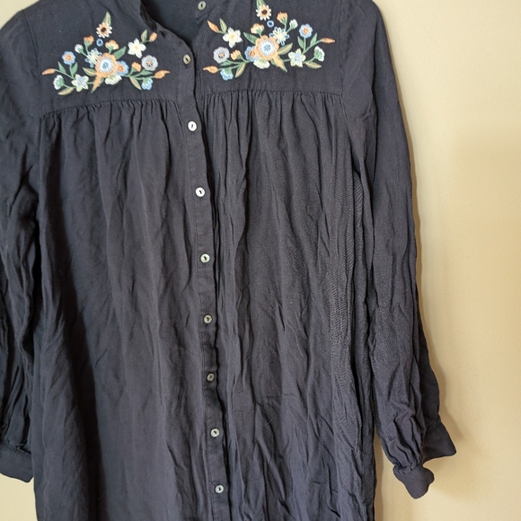 Ellison Gray Floral Embroidered Button Up Pocketed Shirt Dress Sz S - Picture 2 of 6